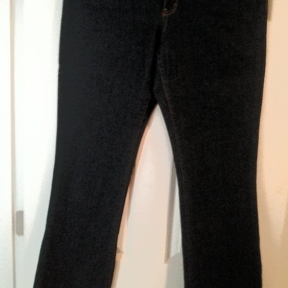 Ladies Dark Denim Jeans by RocaWear - Picture 8 of 8